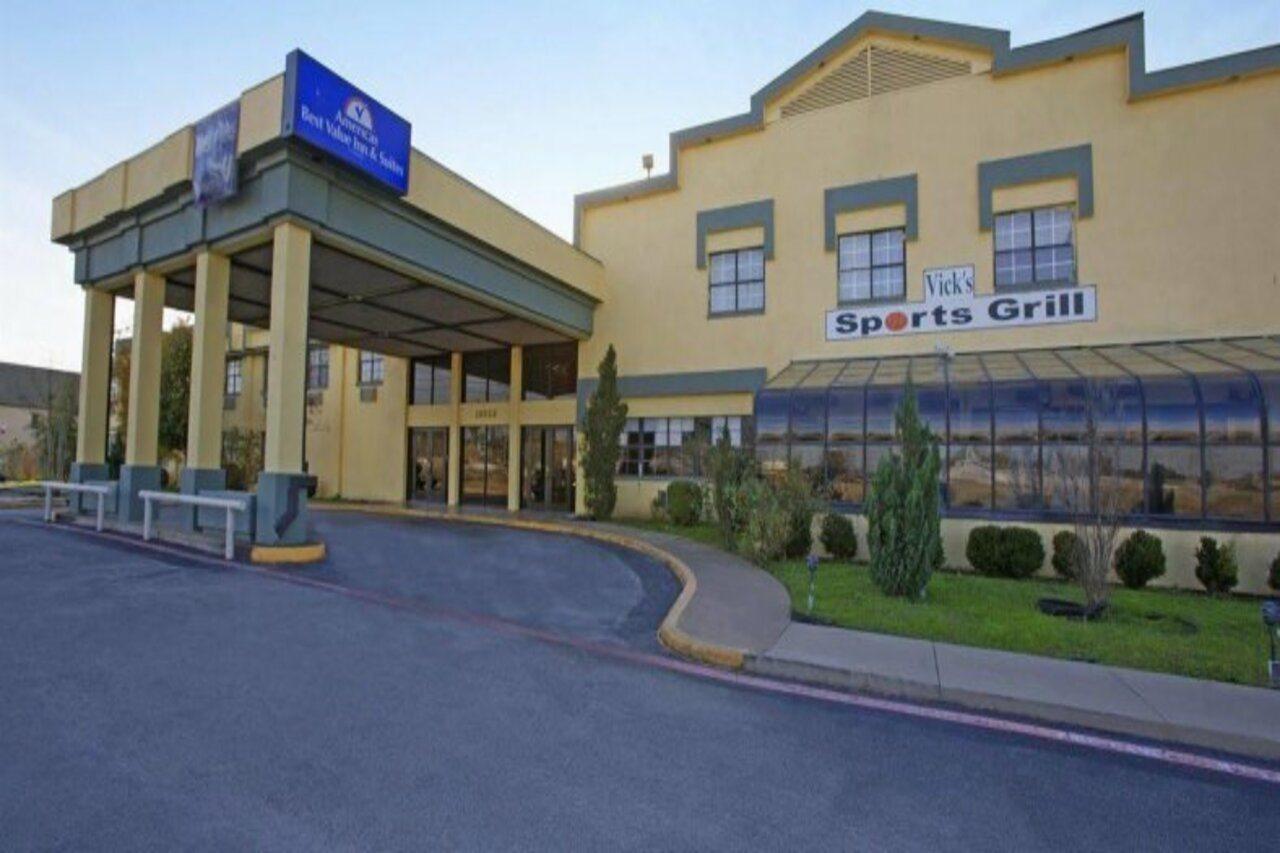 Americas Best Value Inn And Suites North Фармърс Бранч Екстериор снимка