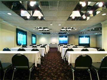Americas Best Value Inn And Suites North Фармърс Бранч Екстериор снимка